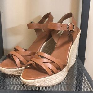 American Eagle wedge heels- never been worn